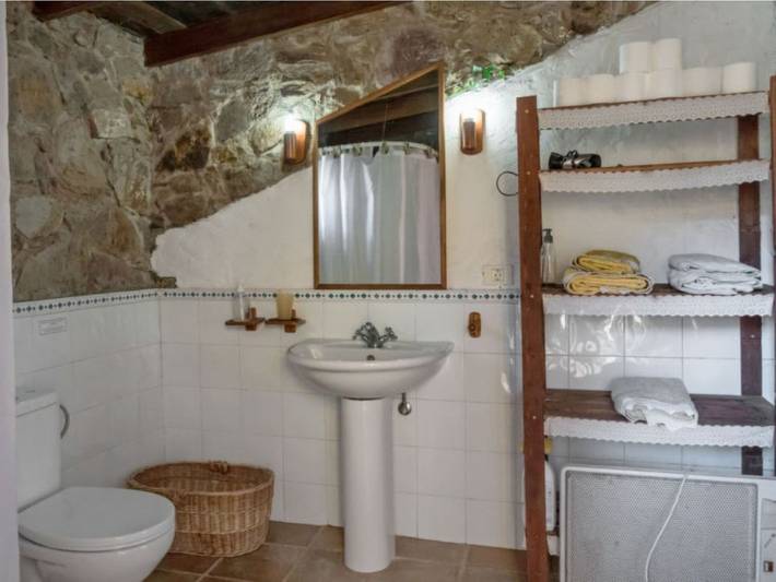 Gîte pour 6 personnes, avec jardin ainsi que piscine et terrasse, adapté aux familles à Tejeda - 4