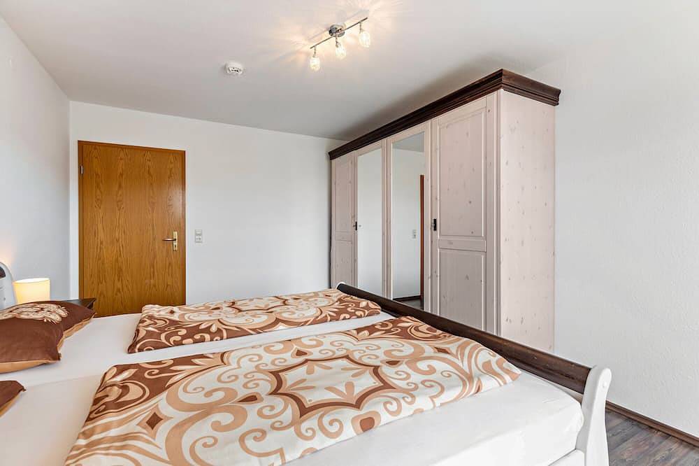 Ganze Wohnung, Ferienwohnung 'Casa Di Napolitano 1' mit Balkon und Wi-Fi in Markelfingen, Radolfzell am Bodensee