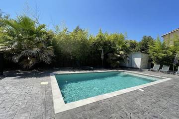 Location de vacances pour 13 personnes, avec terrasse et jardin à Saint-Jean-de-Védas