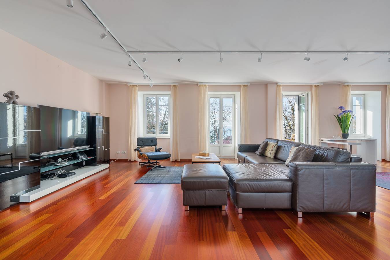 Ganze Wohnung, Swiss Hotel Apartments-Montreux Montreux Second Floor Two Bedroom Grand Rue - Swiss Hotel Apartments in Montreux, Genfer See