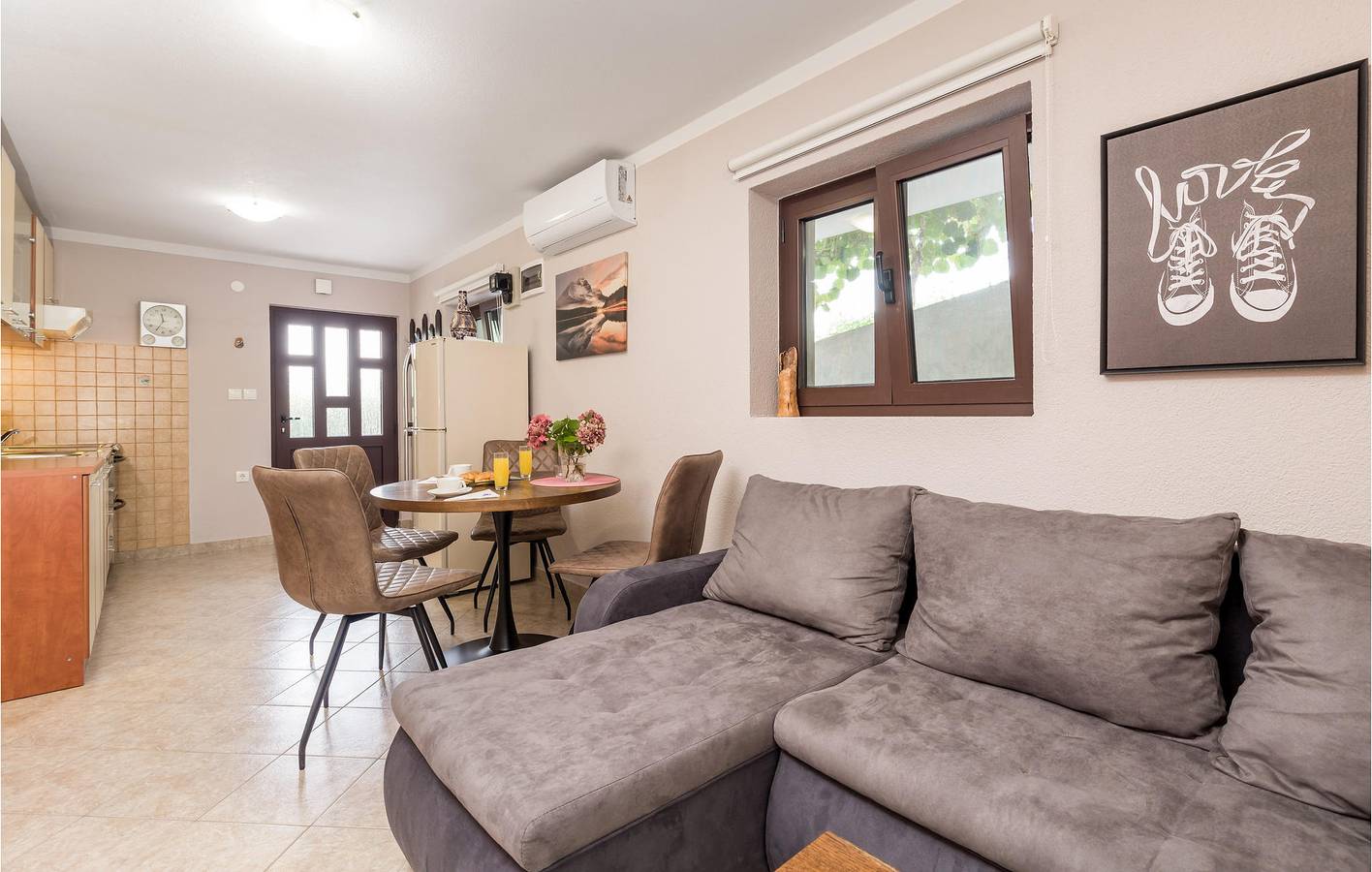 Entire holiday apartment, Holiday apartment for 3 people with terrace in Opatija Riviera