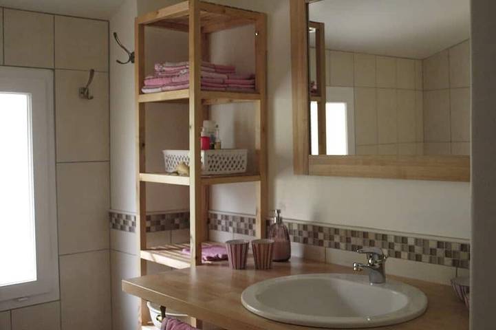 Location de vacances pour 2 personnes, avec terrasse et jardin à Gauriac - 3