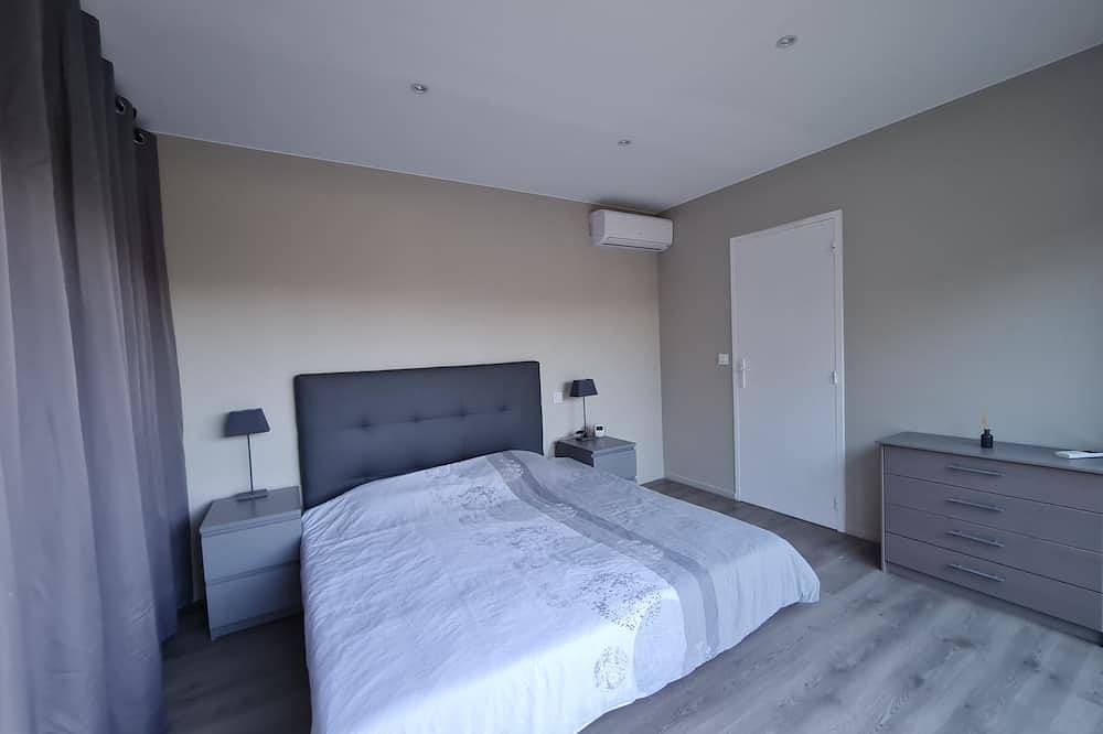 Magnifica villa al piano terra con aria condizionata, +terrazza con vista+Wi-Fi in Grosseto-Prugna, Ajaccio e dintorni