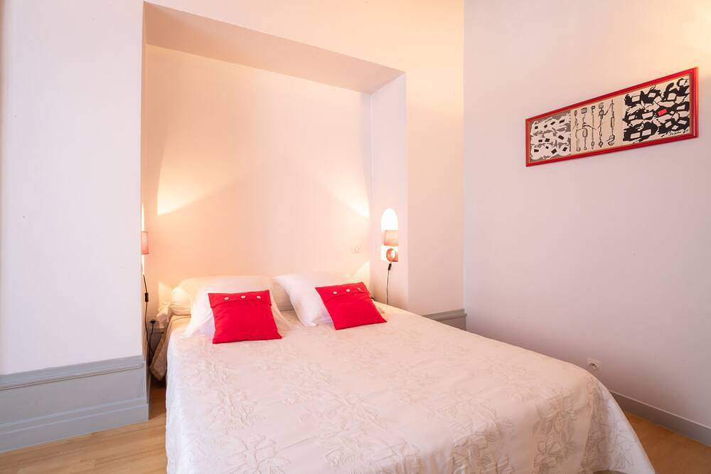 Appartement entier, Beaune Sweet Home -Beaune Rousseau- Parking inclus in Beaune, Région de Beaune