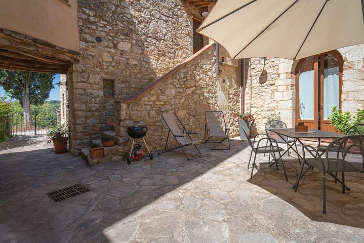 Chiara House In Galenda, Chianti, Pool And Nature in Gaiole in Chianti, Chianti