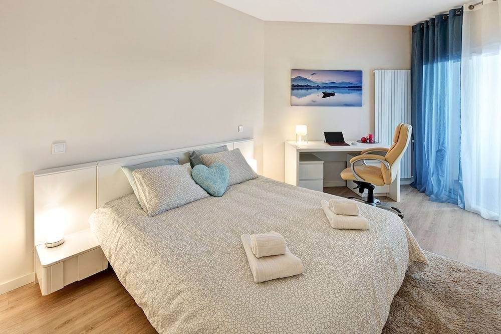 Apartamento inteiro, Luxuoso T2 300m para uma praia linda, Tv, Ac, Wifi, totalmente equ. in Aldeia das Açoteias, Albufeira