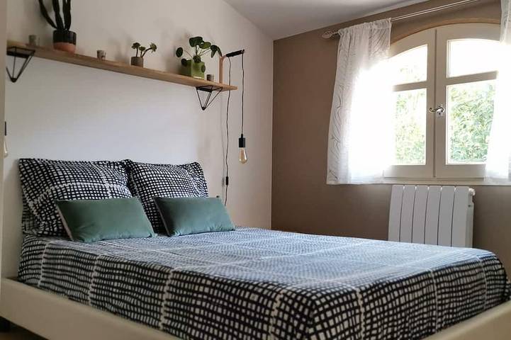 Location de vacances pour 2 personnes, avec balcon à Solliès-Toucas - 3