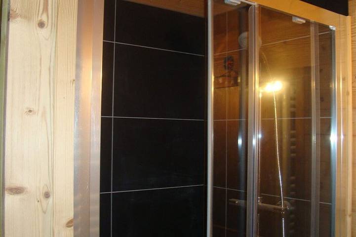 Chalet pour 6 personnes, avec jardin ainsi que jacuzzi et balcon à Sixt-Fer-à-Cheval - 3