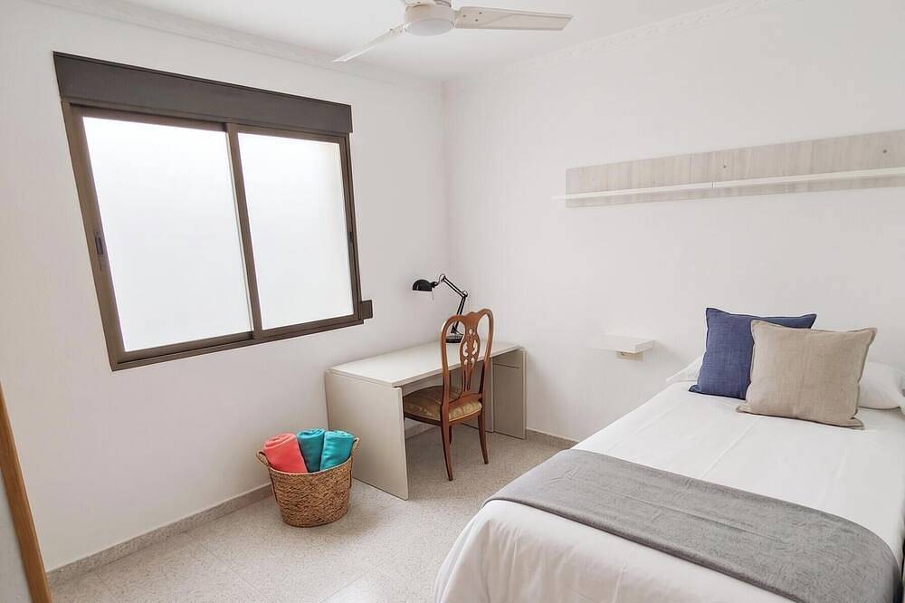 Sunrise overlooking the sea: townhouse with terraces, views and swimming pool in Puçol, Costa de Valencia