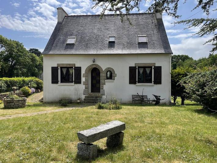 Location de vacances pour 8 personnes, avec jardin et terrasse, animaux acceptés à Lanvéoc