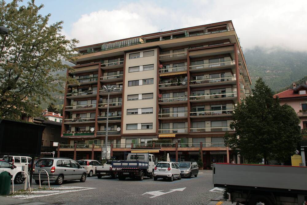 Apartamento entero, Style and Tradition, for those who want a comfortable environment in the center. in Saint-Vincent, Comune di Saint-Vincent