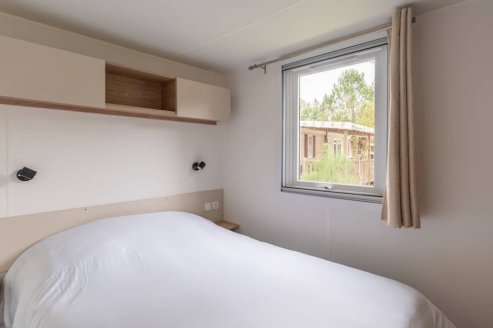Mobile home 6 pers, 3-star campsite 5km from ocean, heated pool, family activities in Contis, Saint-Julien-en-Born