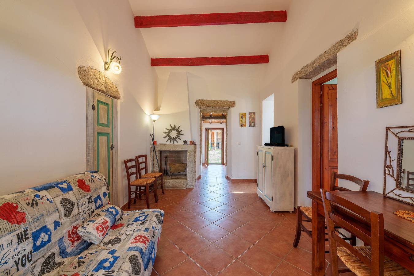 Casa vacanze 'Lu Stazzu Di Tarraolta 2' con vista mare, terrazza e giardino in comune in Gallura