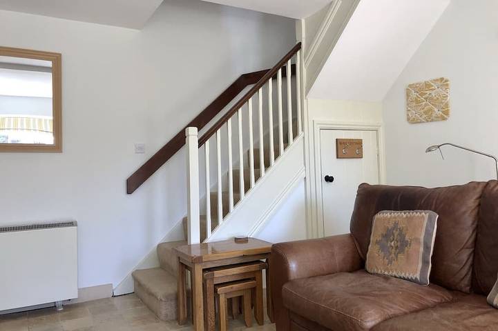 Noel Cottage - Central Cotswolds Stone Cottage For Two In Chipping Campden in Chipping Campden, Gloucestershire
