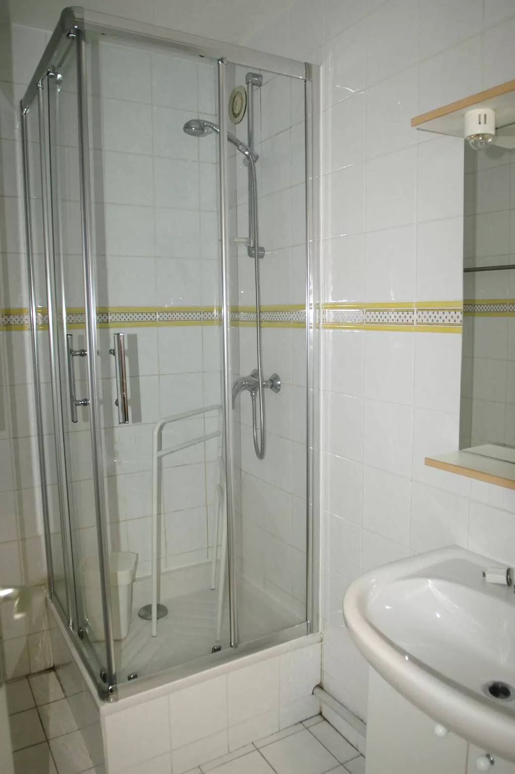 Appartement entier, 2 pièces cabine au pied des pistes résidence Agnelins in Prapoutel, Les Adrets