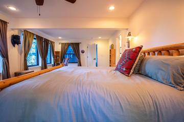 Vacation House for 6 Guests in Diamond Peak, Lake Tahoe, Picture 2