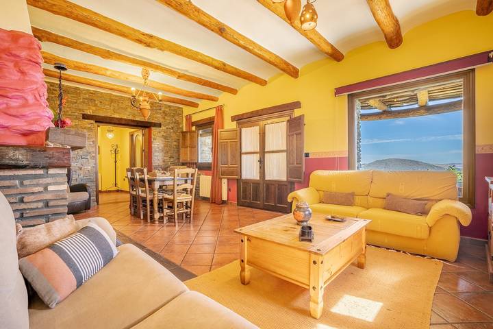 Casa rural 'Cortijo Jiménez' con vistas a la montaña, piscina privada y Wi-Fi in Pitres, La Taha