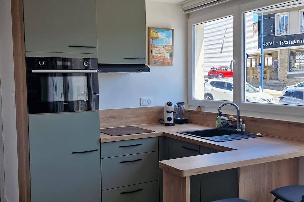 Entire apartment, 1-bedroom apartment, 4people, 100m from the beach in Le Portel, Boulogne-sur-Mer region