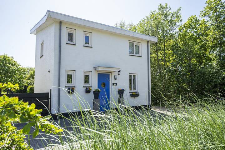 Ferienhaus für 6 Personen, mit Balkon/Terrasse und Terrasse sowie Garten in De Koog