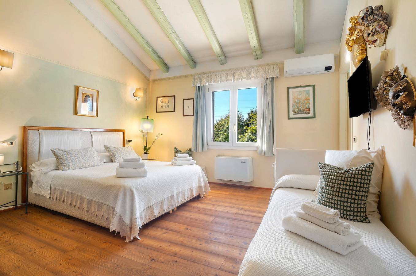 Habitación 'Verde' con Jardín Compartido, Wi-Fi y Aire Acondicionado in Mirano, Provincia de Venezia