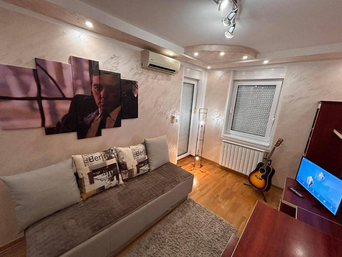 Appartement entier, One-Bedroom Apartment in Шабац, Mačva (district)