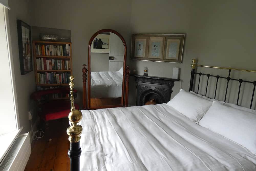 Unique period cottage in Dublin 4 docklands in Dublin, County Dublin