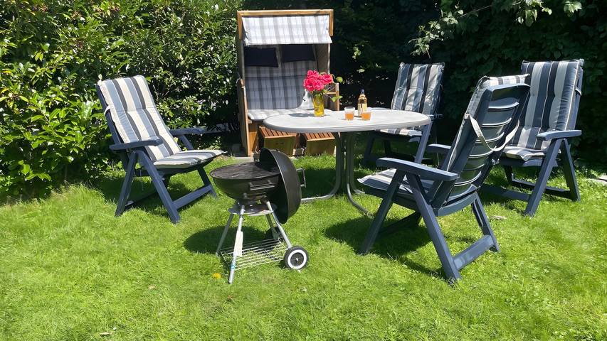 Ferienwohnung für 5 Personen, mit Garten in Presen