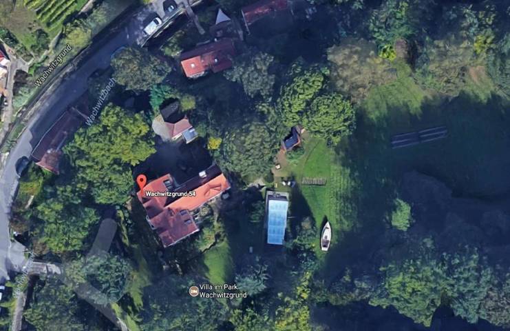 Ferienwohnung für 5 Personen, mit Ausblick und Pool sowie Sauna und Garten in Loschwitz