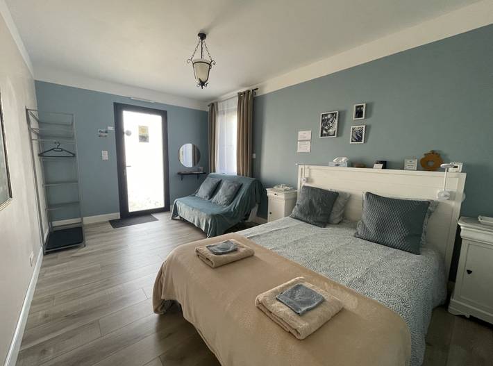Chambre d’hôte pour 2 personnes, avec terrasse, animaux acceptés