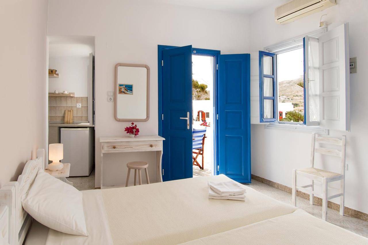 Standard Double or Twin Room in Folégandros