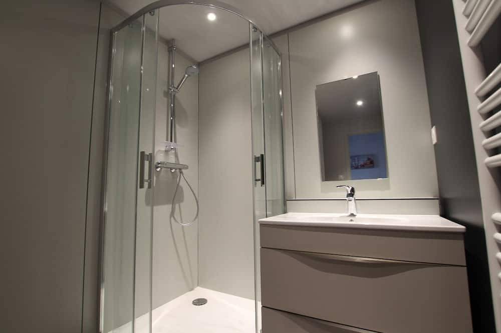 Appartement entier, Appartement avec vue exceptionnelle sur l'île de Tatihou et proche du port in Saint-Vaast-la-Hougue, Région de Cherbourg