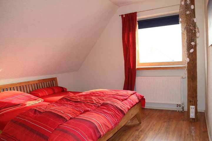 Ferienwohnung für 4 Personen, mit Balkon und Garten in Ahrenshagen-Daskow - 2