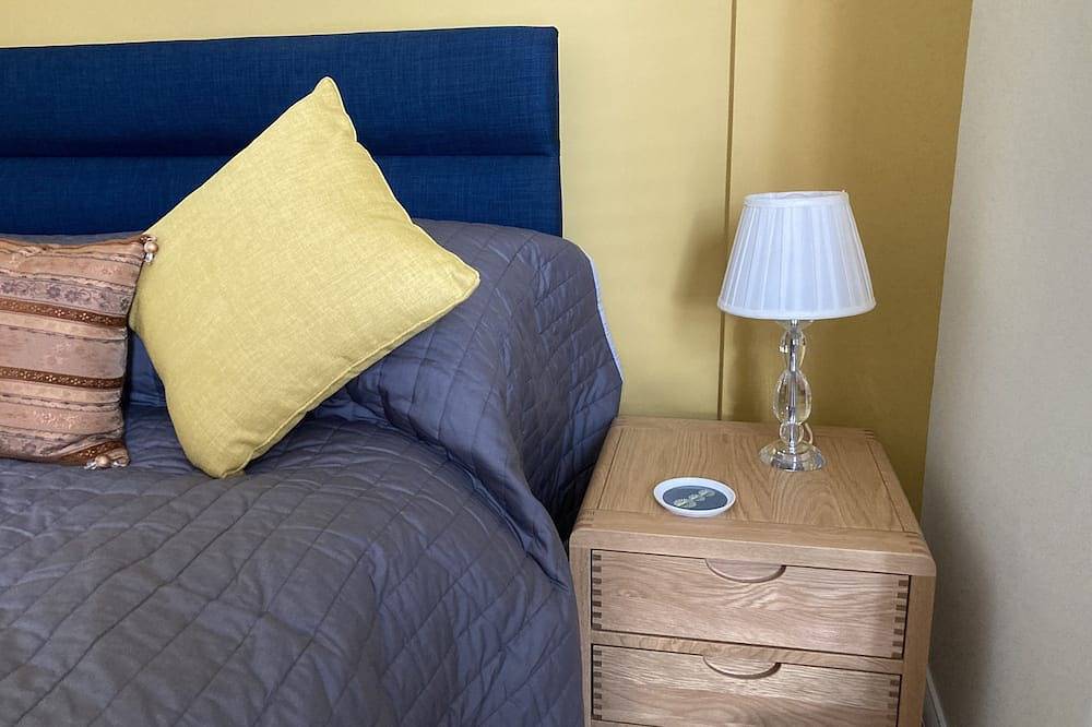 Entire apartment, Self-contained annex close to town centre in Eastbourne, East Sussex