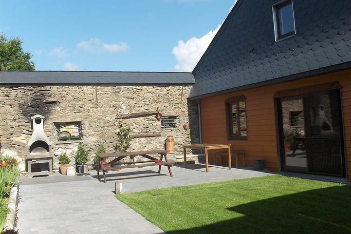 Ferienhaus für 12 Personen, mit Whirlpool und Terrasse sowie Garten und Sauna, mit Haustier - 1