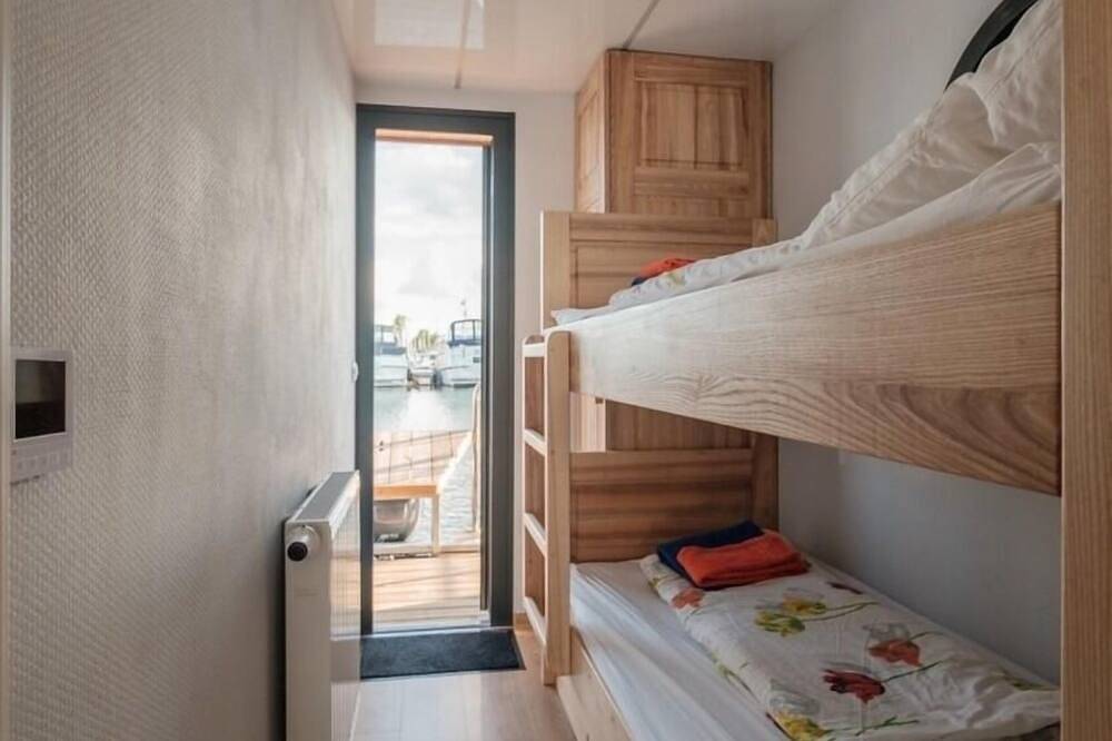 Ganze Wohnung, Hausboot für 6 Gäste mit 52m² in Tolkamer in Rijnwaarden, Gelderland