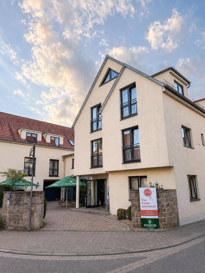 Hotel für 4 Personen, mit Terrasse und Ausblick in Tauberbischofsheim
