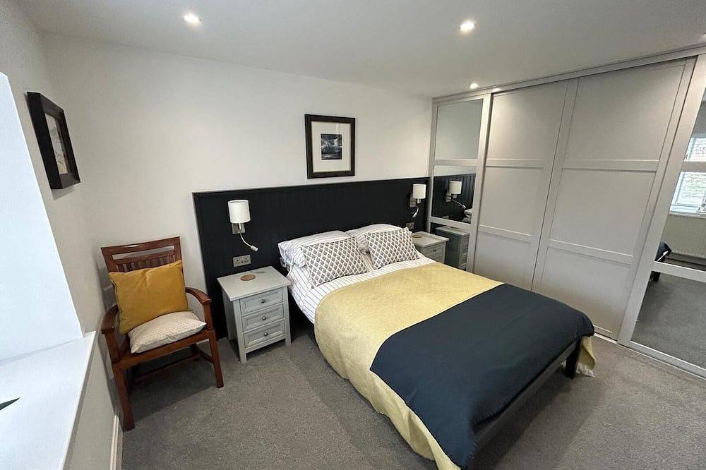 Schilderachtige traditionele cottage met modern interieur, Drumnadrochit, Loch Ness in Drumnadrochit, Highlands