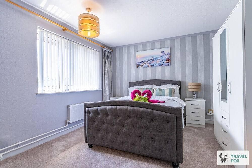 Central Aster House 3 Bedrooms Parking in Nottingham, East Midlands