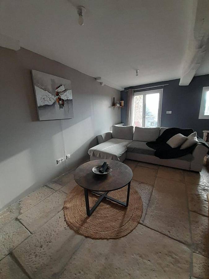 Location de vacances pour 4 personnes, avec terrasse et vue, animaux acceptés à Lugny