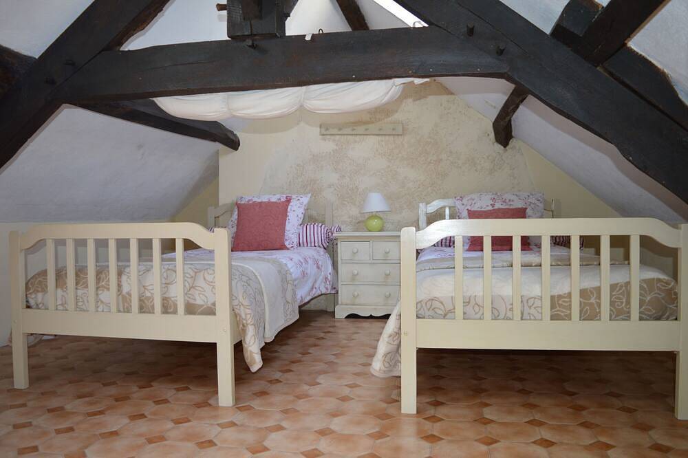 Maison de vacances 'Les Crouquets - La Grange' avec terrasse partagée, jardin privé et Wi-Fi in Jayac, Périgord Noir