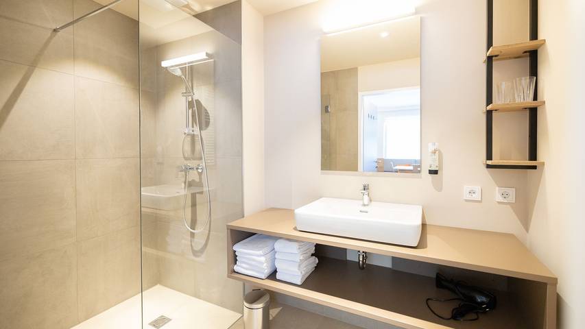 Ferienhaus für 5 Personen, mit Balkon/Terrasse und Balkon