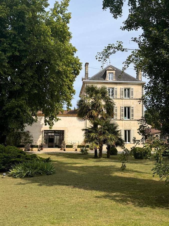 Le Domaine De Ferrat in Mirambeau, Région de Jonzac