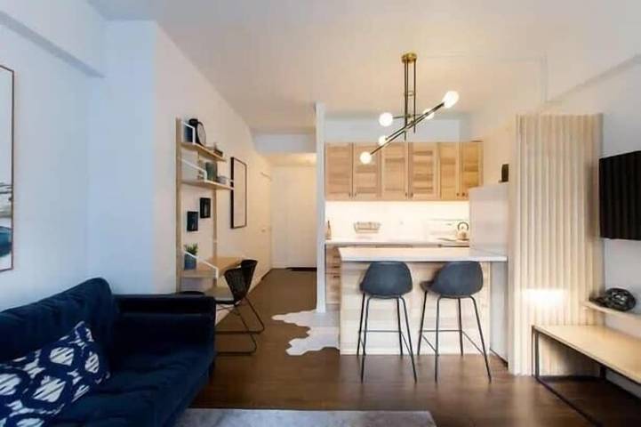 Holiday rental for 3 people, with balcony in Montreal