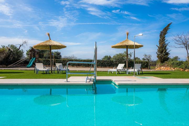 Apartamento inteiro, Apartamento 'S Hort Can Capità Suite Junior' perto do mar com piscina partilhada e Wi-Fi in Ariany, Maiorca Centro