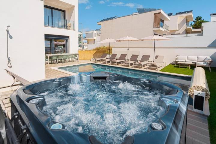 Location de vacances pour 12 personnes, avec jacuzzi ainsi que piscine et jardin à Ribamar - 2