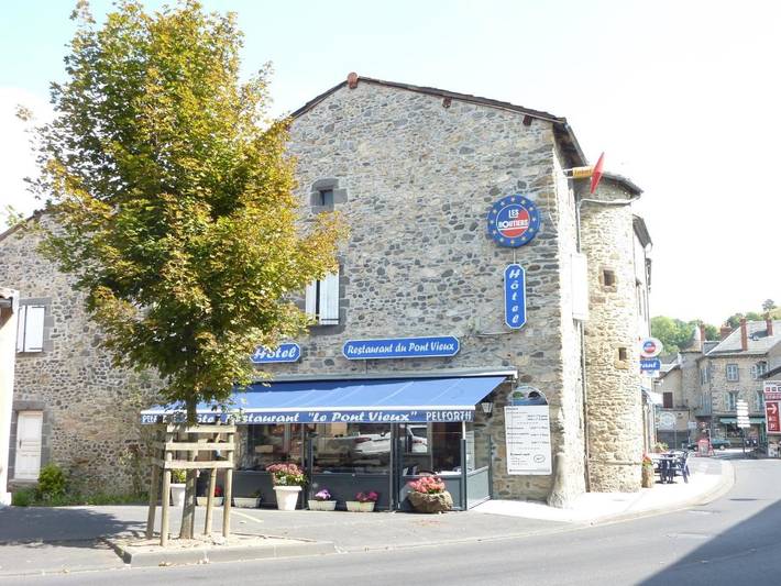 Hôtel pour 2 personnes, avec Terrasse à Saint-Flour