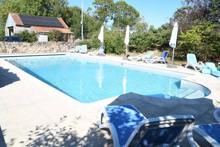 Maison de vacances pour 8 personnes, avec piscine ainsi que vue et jardin