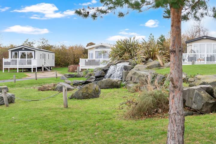 Holiday rental for 8 people, with garden and pool as well as ocean view, child-friendly in East Lothian