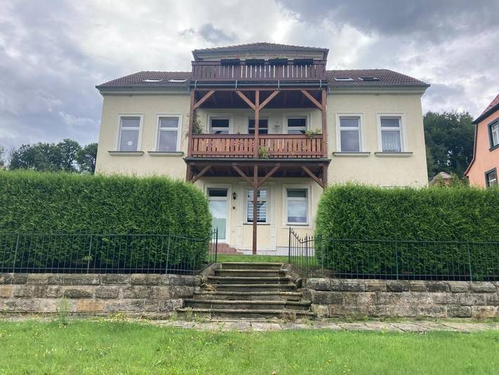Ferienwohnung für 6 Personen, mit Terrasse und Garten sowie Ausblick in Stadt Wehlen