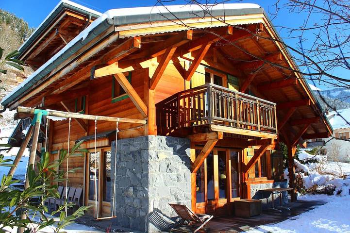 Chalet for 11 people, with garden and hot tub - 1